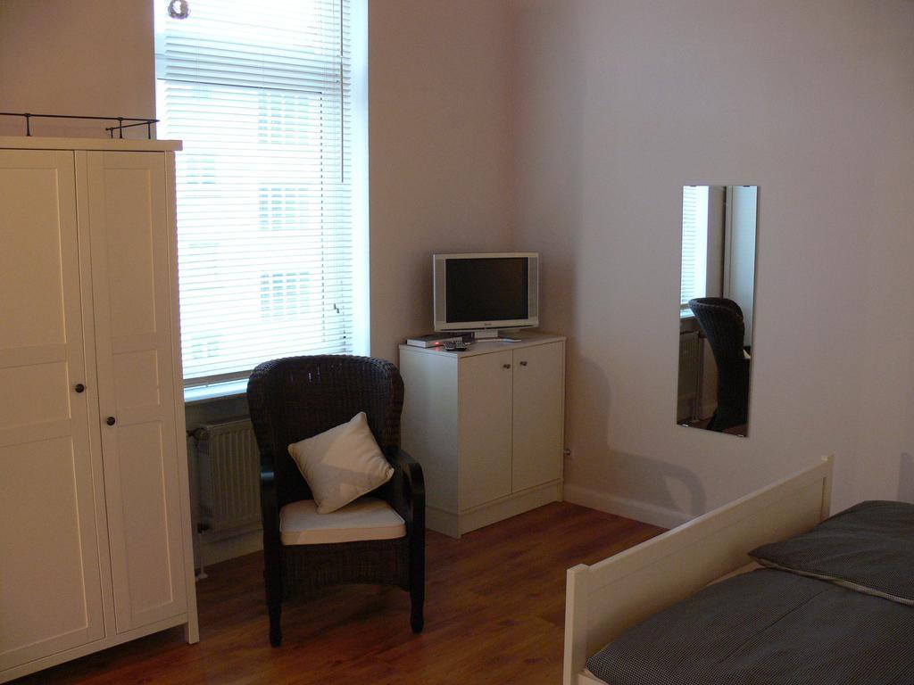 شقة Business Flat Bahnhofstrasse فيسبادن الغرفة الصورة