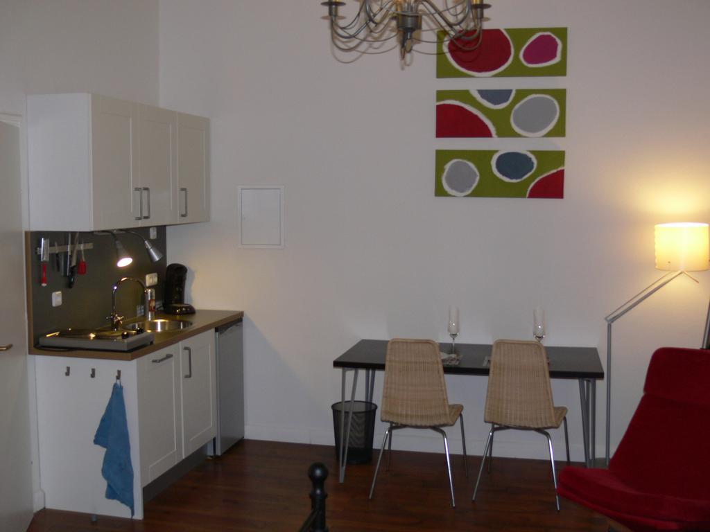 شقة Business Flat Bahnhofstrasse فيسبادن الغرفة الصورة