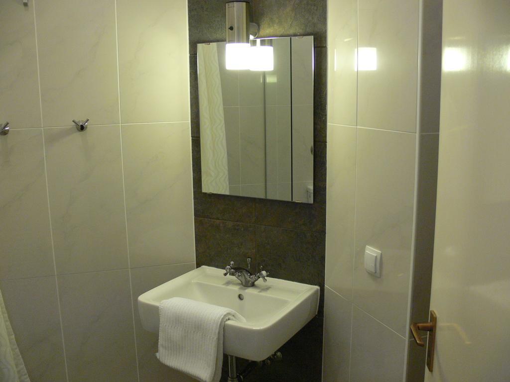 شقة Business Flat Bahnhofstrasse فيسبادن الغرفة الصورة